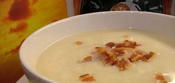 Суп из цветной капусты с беконом