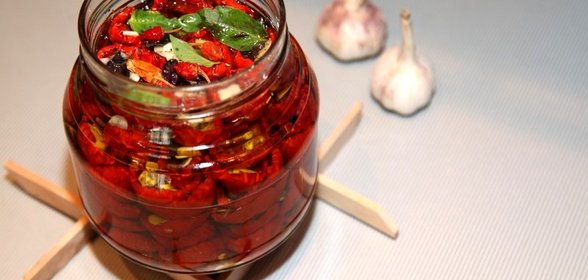 Вяленые помидоры черри