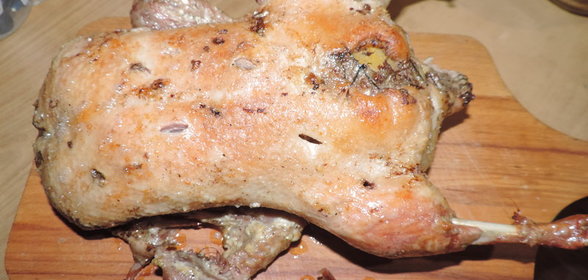 Мясо с грибами в сметанном соусе