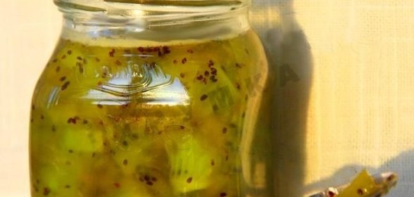 Изумрудное варенье из киви
