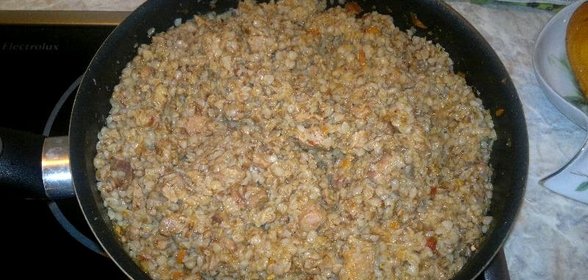 Гречка томленая со свининой