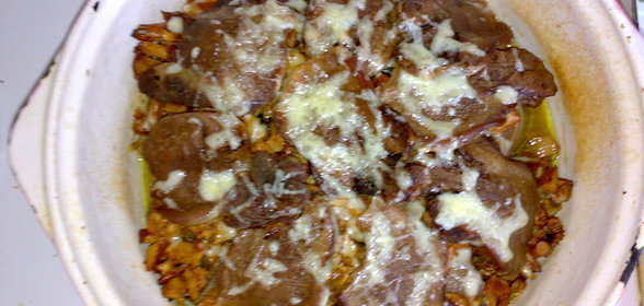 Похлебка из сардин в горшочке