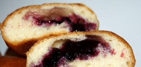 Пирожки с черемухой