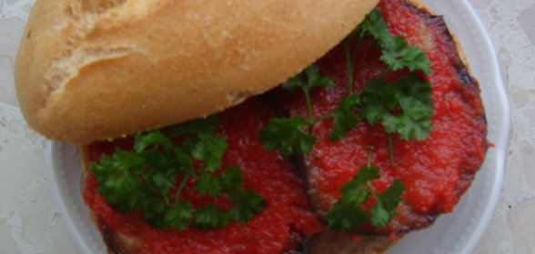 Баклажаны жаренные в аджике