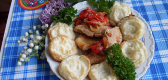 Свинина с овощами и картофелем Дюшес