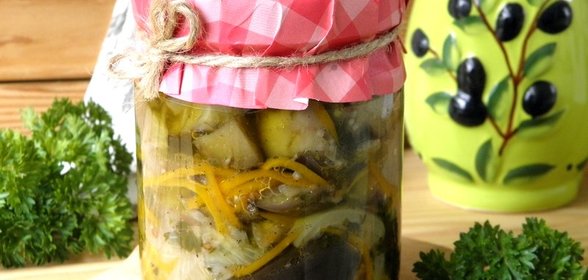 Синенькие с морковкой по-корейски на зиму