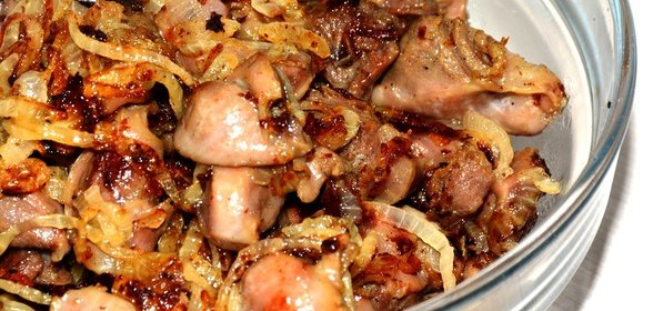 Жареные куриные желудочки