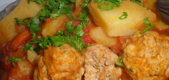 Жаркое с тефтелями