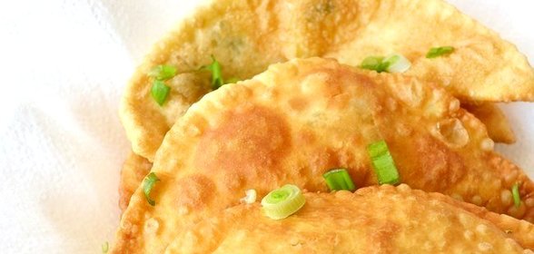 Чебуреки с брынзой и зеленью