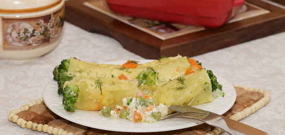 Каннеллони с курицей и овощами