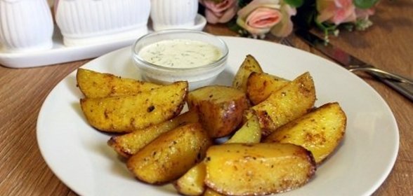 Ароматные картофельные дольки