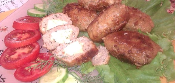 Cвиные зразы с яйцом и сыром