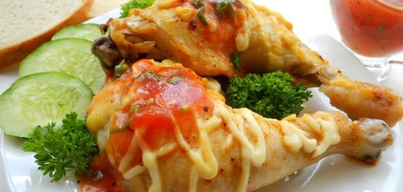 Окорочка куриные, шпигованные молоком