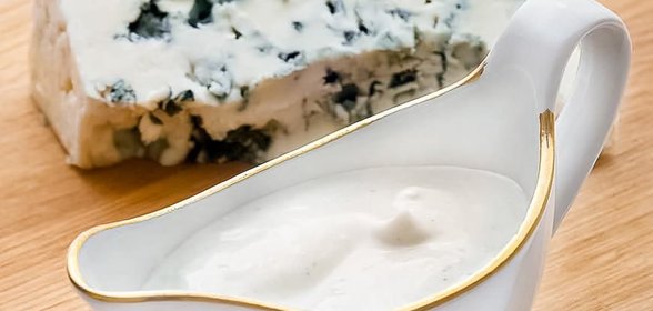 Заправка из сыра с голубой плесенью