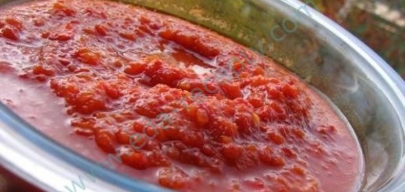 Аджика с яблоками и морковью на зиму