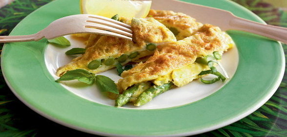 Омлет со спаржей