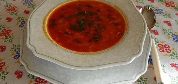 Постные щи с квашеной капустой и белой фасолью
