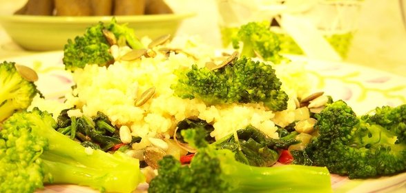 Кускус с овощами и семечками