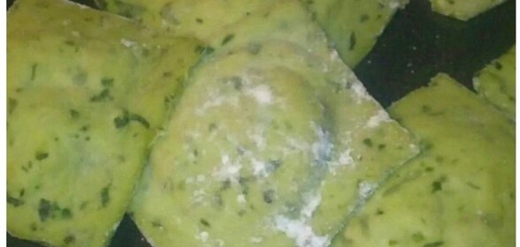 Равиоли с песто и грибами