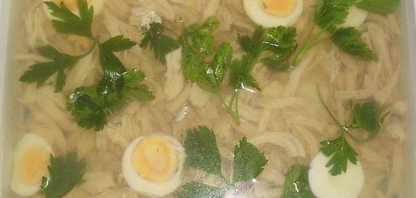 Заливное из куриного филе