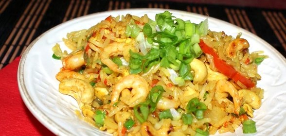 Рис по-тайски с курицей