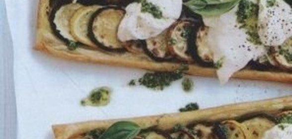 Канапе с филе сельди, картофелем и яблоками