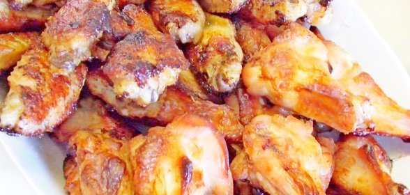 Куриные крылышки в кефирном маринаде. Два способа приготовления