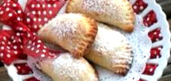 Сочни с яблоком