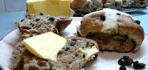 Булочки на Пасху