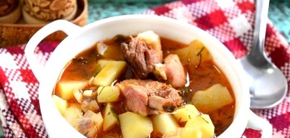 Картошка со свининой в казане