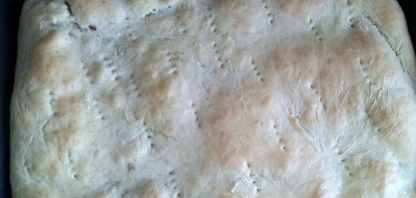 Пирог с квашеной капустой