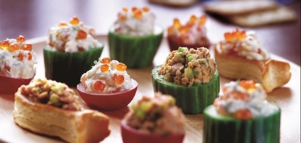 Закуски с икрой и гольцом