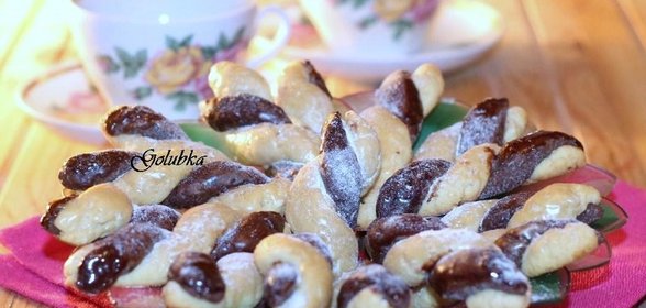 Печенье Сахарные косички с шоколадом