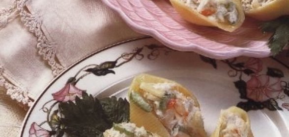 Каша пшенная с черносливом