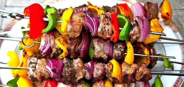 Шашлык из баранины с овощами
