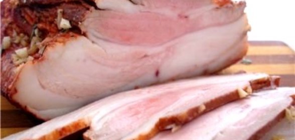 Сало в луковой шелухе