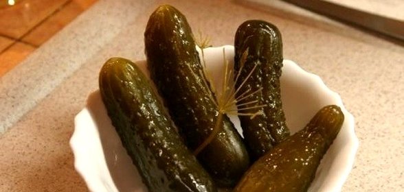 Консервированные огурцы с уксусом