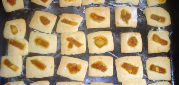 Песочное печенье с вареньем