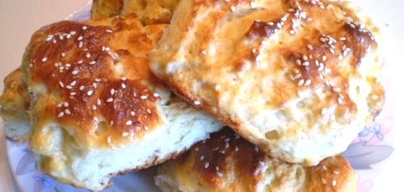 Булочки с кунжутом на кефире