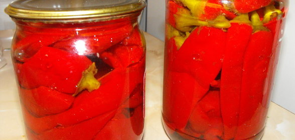 Маринованный острый перец