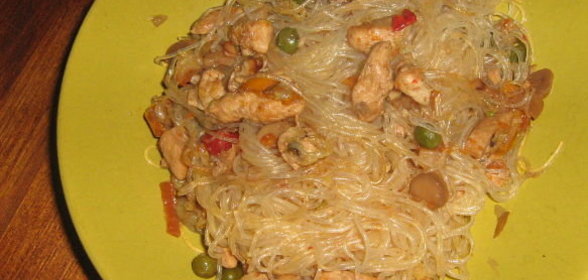 Рулет с орехами или миндалем