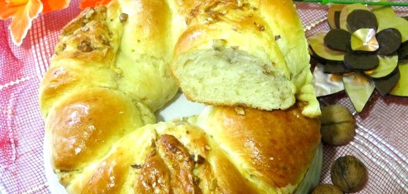 Пирог с грецким орехом