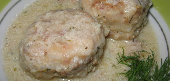 Тефтели в молочном соусе