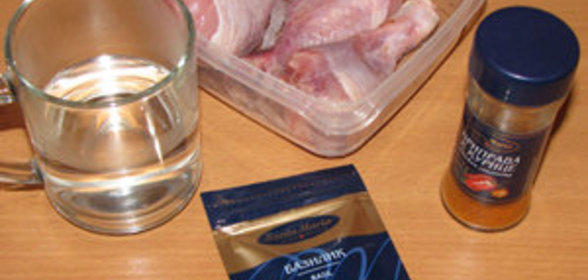 Жили у бабуси два веселых петуха