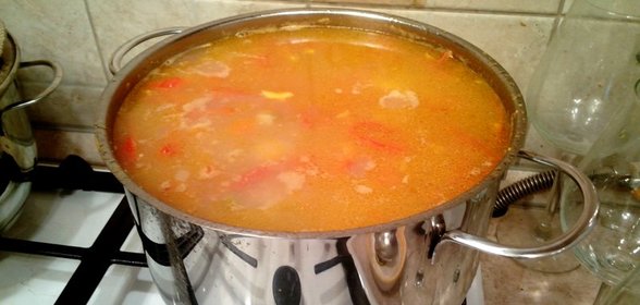 Испанский быстрый суп с мидиями