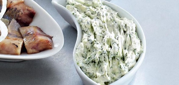 Укропное песто с подсолнечным маслом