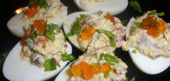 Фаршированные яйца (пример вкусной утилизации)