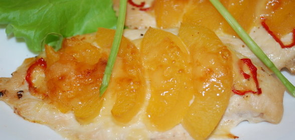 Куриные грудки в имбирном маринаде с персиком