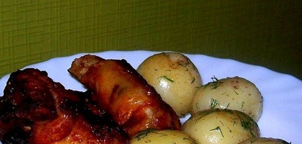 Свиные ребрышки в томатном маринаде