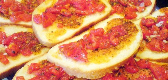 Курочка Нежная, запеченная с грибами